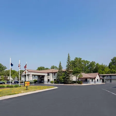 Super 8 By Wyndham Marysville/Port Huron Area